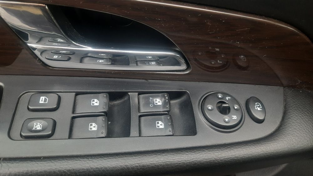 Продам SsangYong Raxton 2.7 дизель