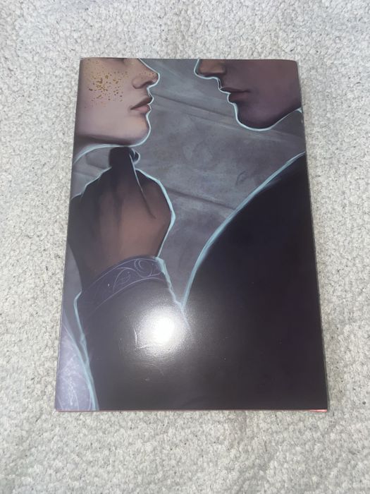 A Kingdom of Stars and Shadows - Holly Renee (TheBookishBox)