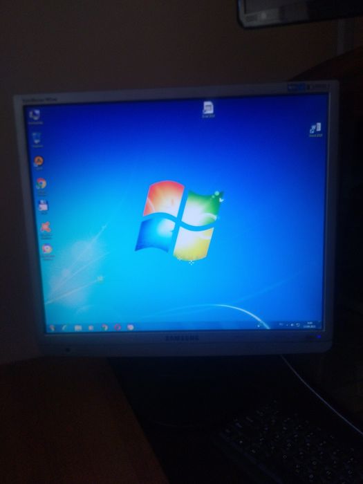 Монитор диагональ 19