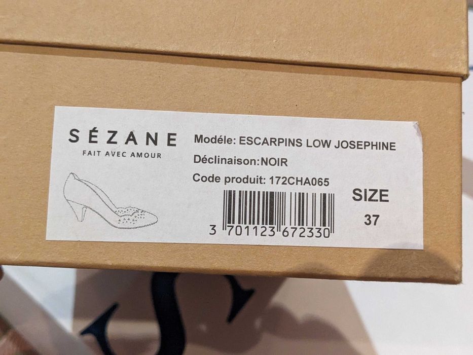 Човники на невеликих підборах Sezane