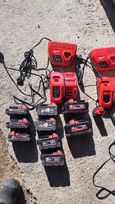 Milwaukee baterie ładowarki