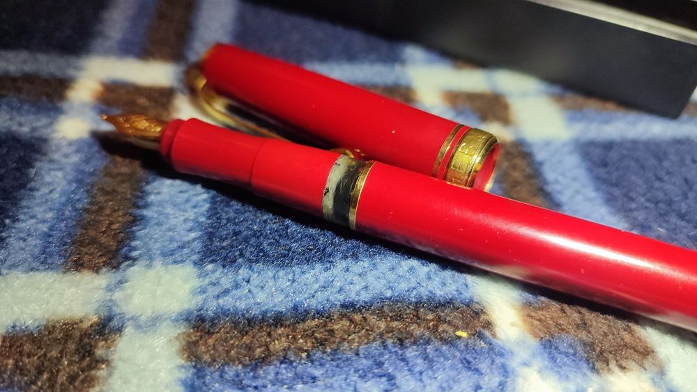 перьевая ручка Herlitz Bugatti