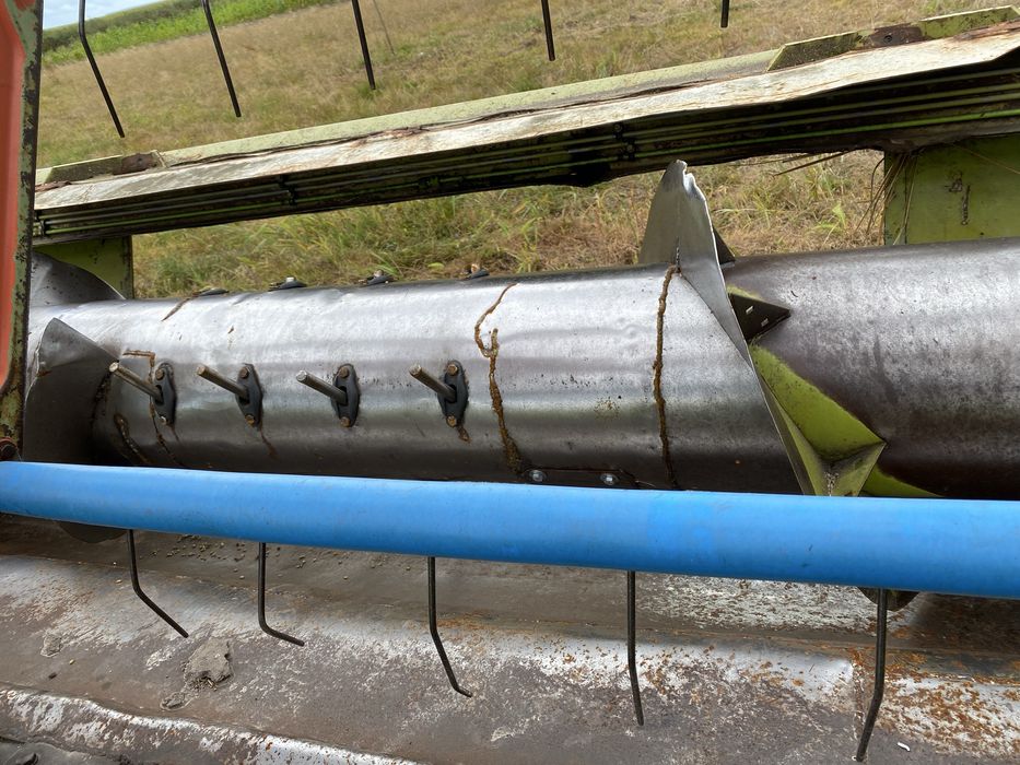 Жатка claas 5.1 з ріпаковим столом