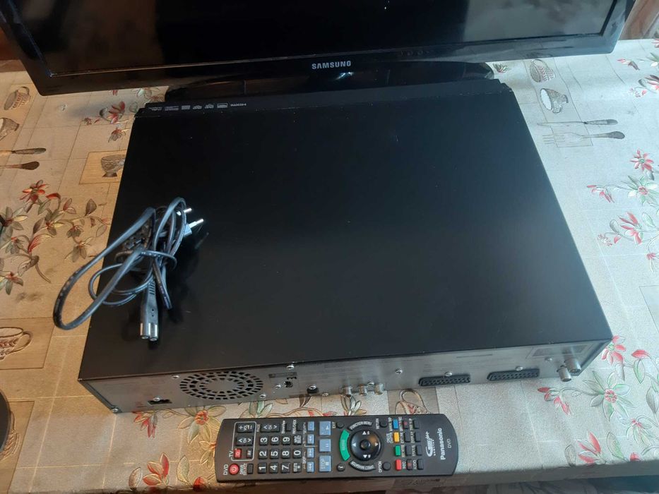 Combo Panasonic DMR-EX99V