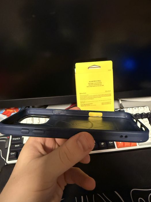 Etui do iPhone’a 16 Pro Max CYRILL