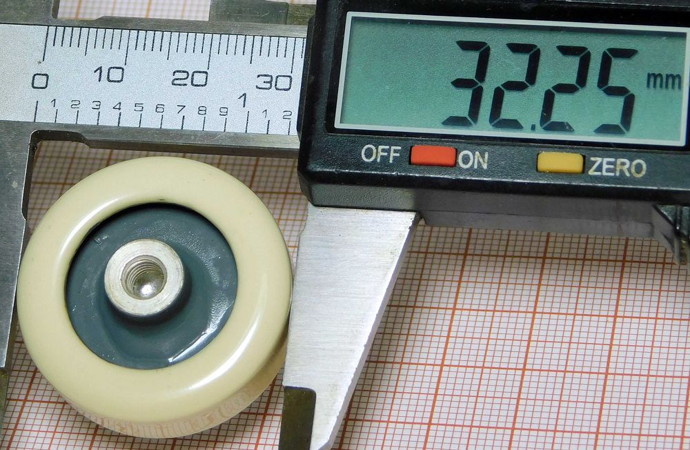 Kondensator ceramiczny 29pF 3,5kV England [B] - cena 2 sztuk