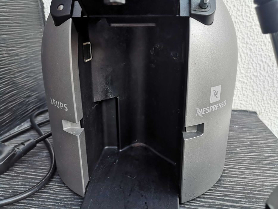 Máquina Krups, Nespresso (avariada)
