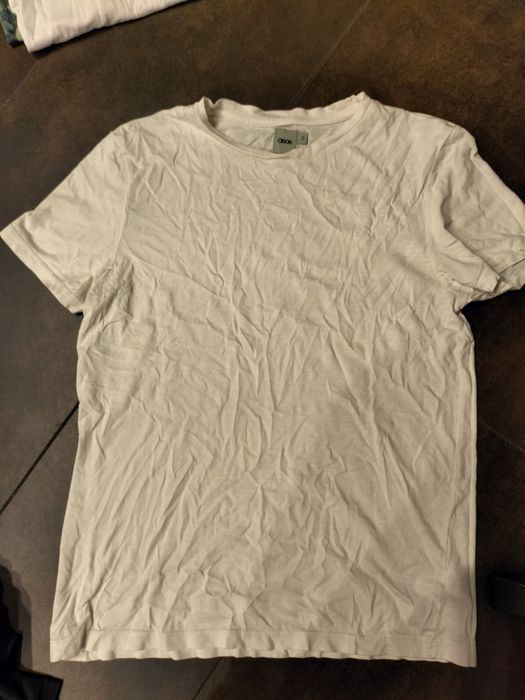 Koszulki męskie. Rozm.S plus gratis