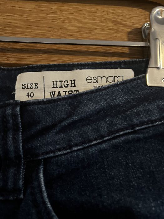 Dżinsy damskie granatowe, rozmiar 40