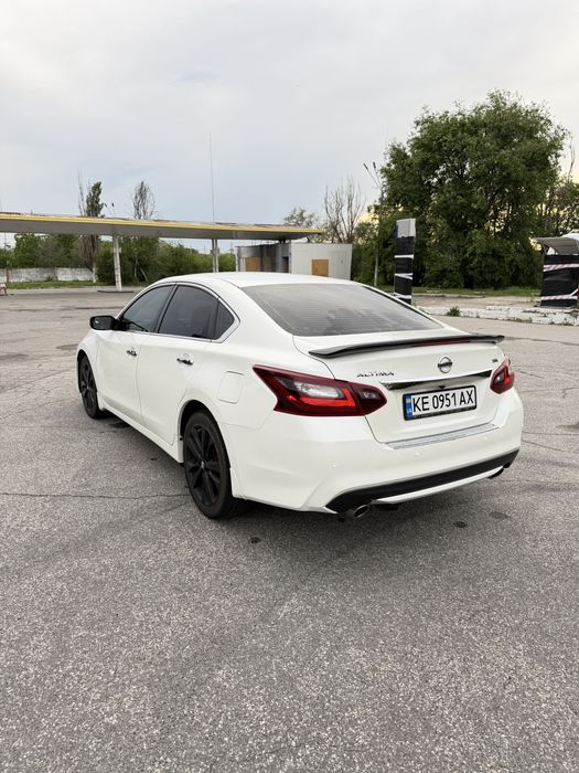 Nissan Altima 2017, 2.5 бензин Автомат