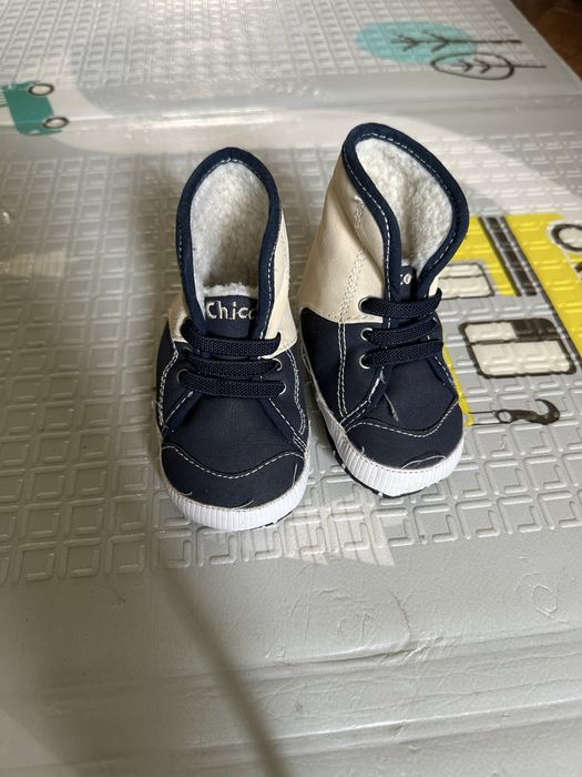 Пінетки тапулі теплі демі chicco nike