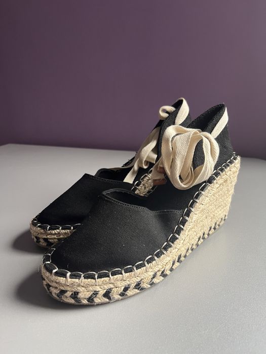 Еспадрильї на танкетці нові