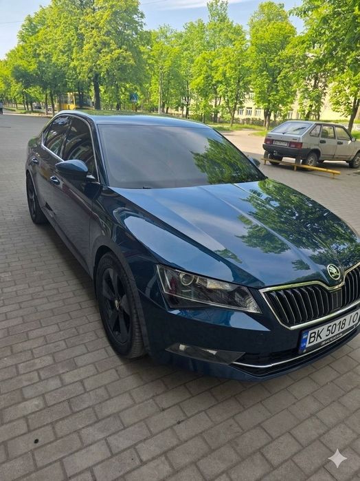 Продам Skoda superb 2,0 дизель