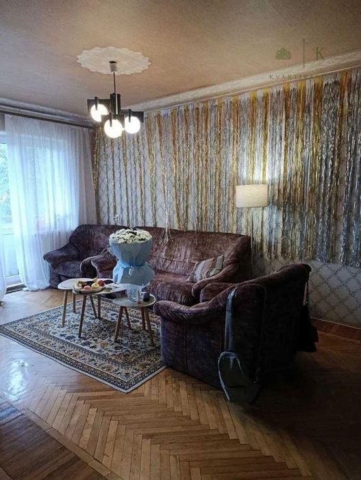Продам 3к квартиру с ремонтом Жасминовый бульвар