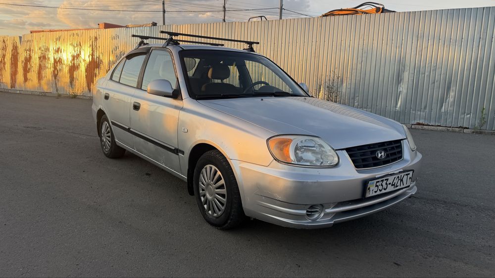 Hyndai Accent 1.5 gaz4