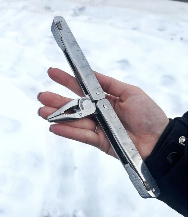 Мультитул Swisstool