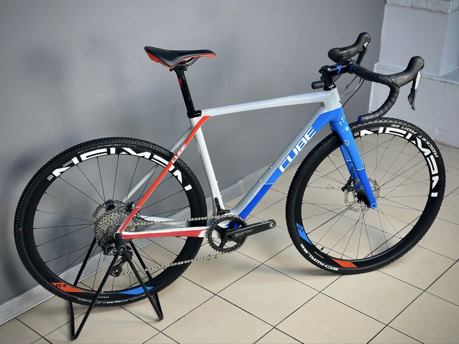 Карбоновий Cube Cross Race C62