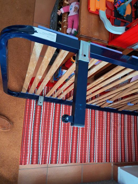Estrado metalico cama de solteiro com pés amovíveis