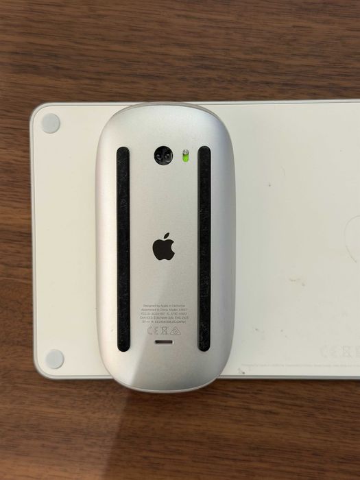 Apple Magic Mouse 2 (model A1657) + Apple Magic Keyboard (model A2450)