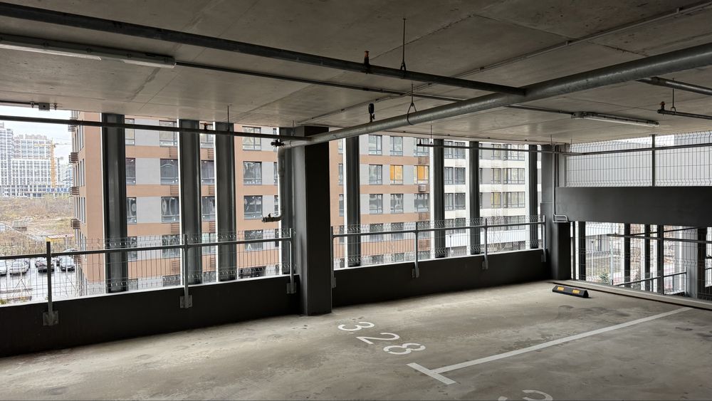 Варшавський 3, Паркінг вул.Змієнка 32, Критий,3пов, 16 кв.м Власник‼️