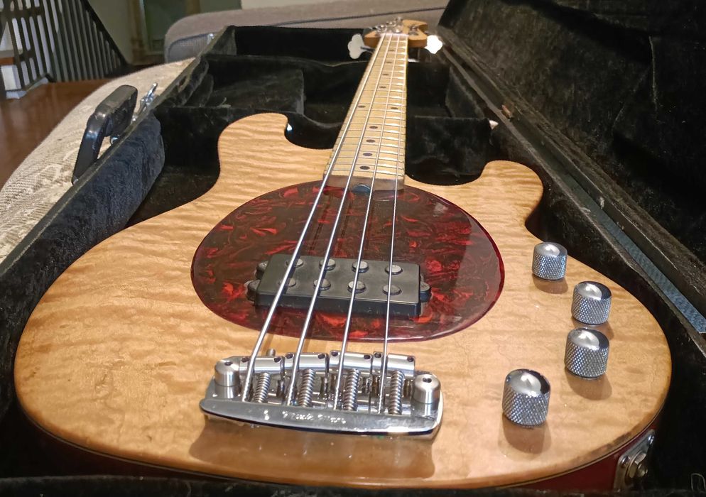 Baixo Music Man 20th Anniversary StingRay