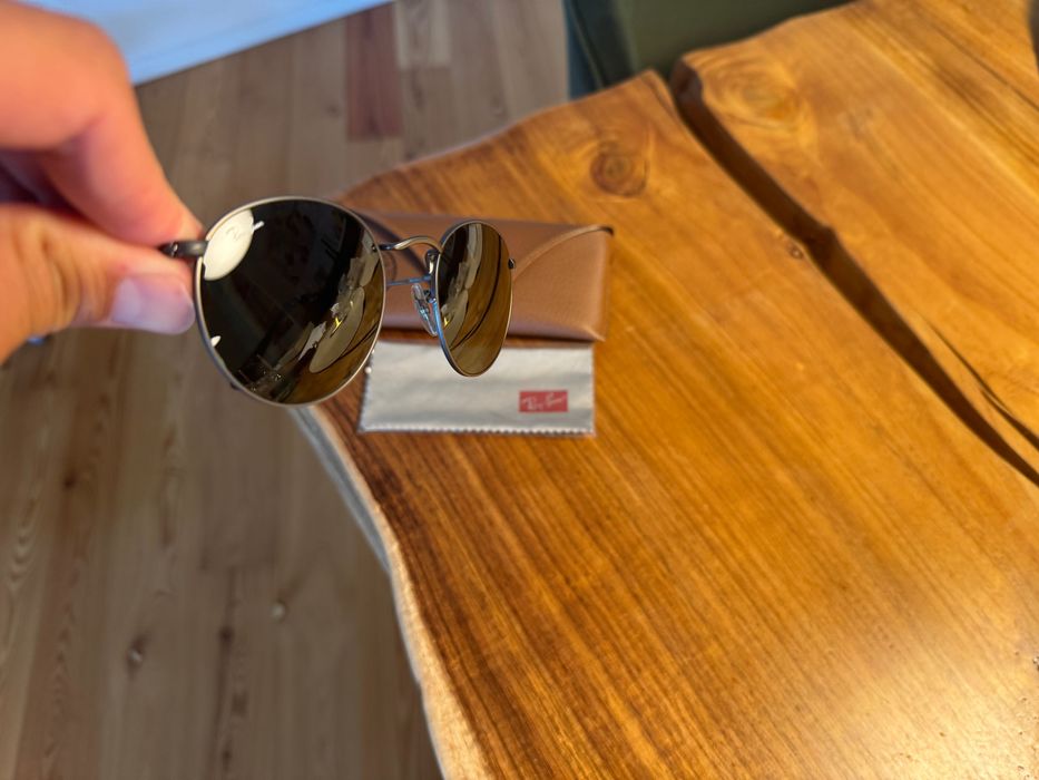Ray Ban round metal