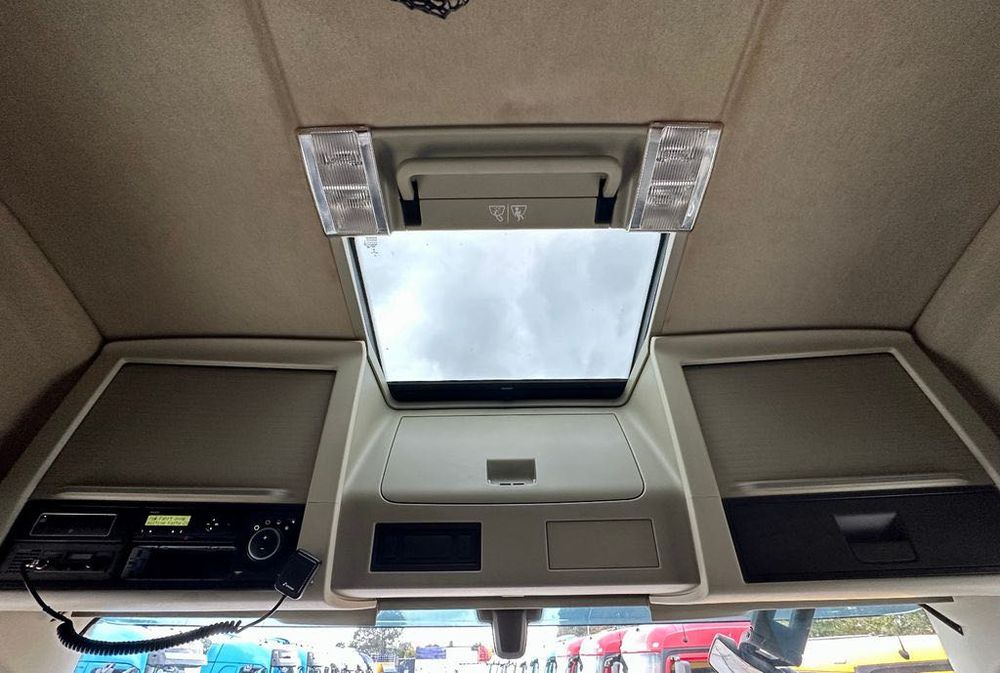 Разборка грузовиков ВОЛЬВО VOLVO ЕВРО 6, 500. 460 FH4, FH12 FH13