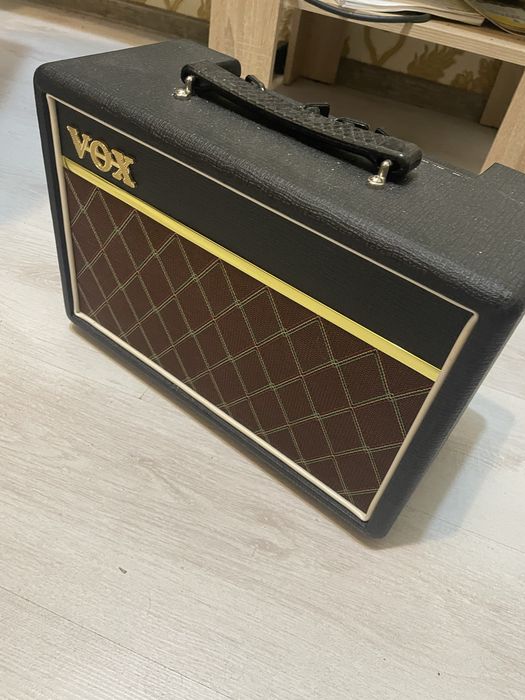 Vox Pathfinder 10 — гітарний комбопідсилювач