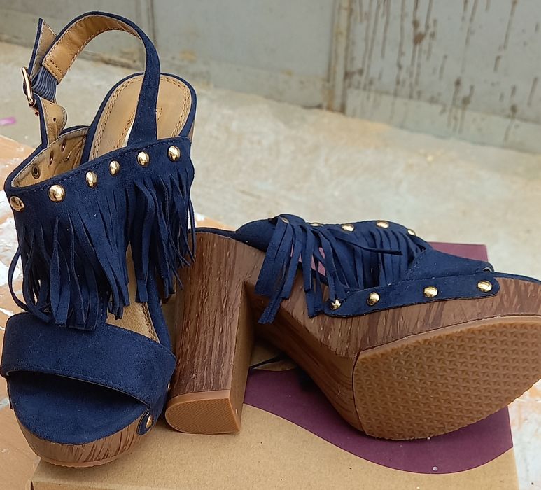 Sandalias Azuis n°36 - Novas