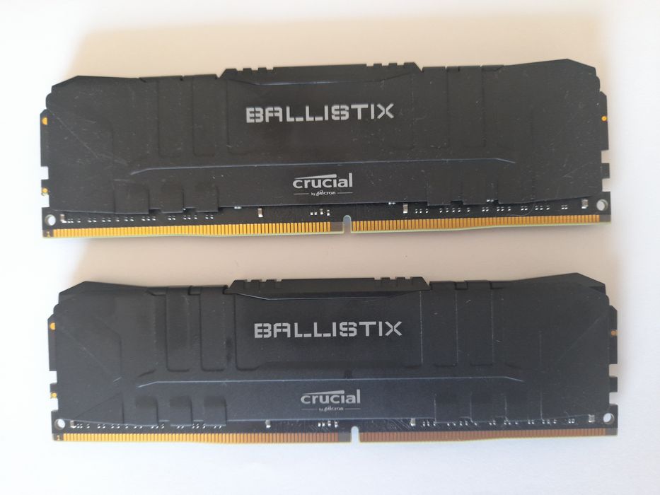 RAMs Crucial Ballistix 32GB [Ler Descrição]64740688522371123