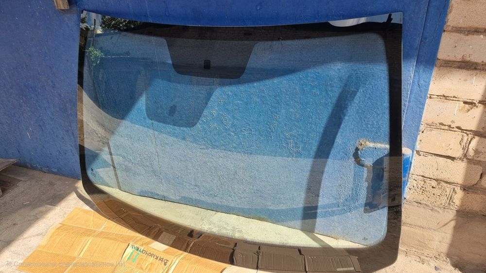 Лобовое стекло Рено Логан 2 Renault Logan II скло ветровое