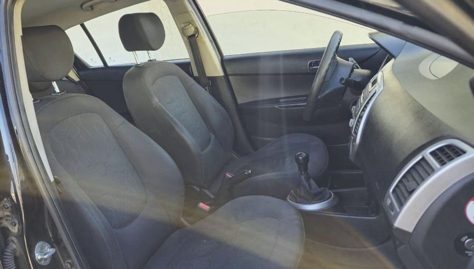 Hyundai i20 1.4 Gasolina 109cv • 2009 • Económico e Fiável