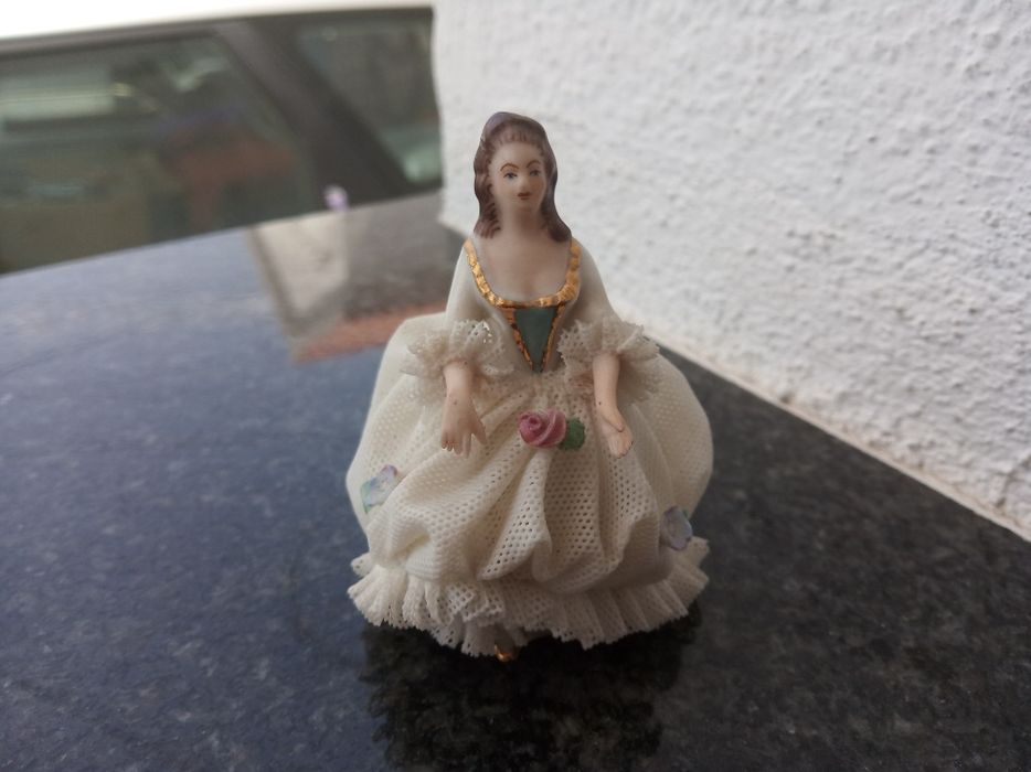 Boneca Dresden 7 cm perfeita