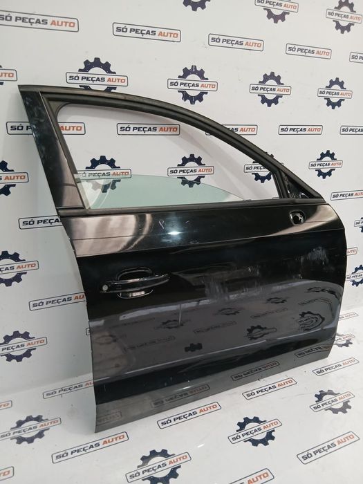 PORTA FRENTE DIREITA PRETO AUDI A1 1.2TFSI ANO: 2012