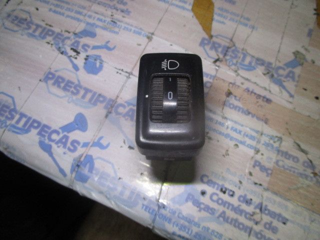 Botão / interruptor de luzes SSANGYONG Musso (FJ)