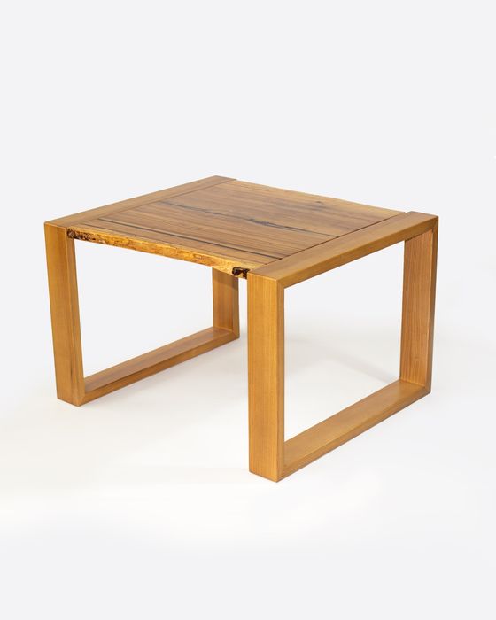 Журнальний столик • Берест