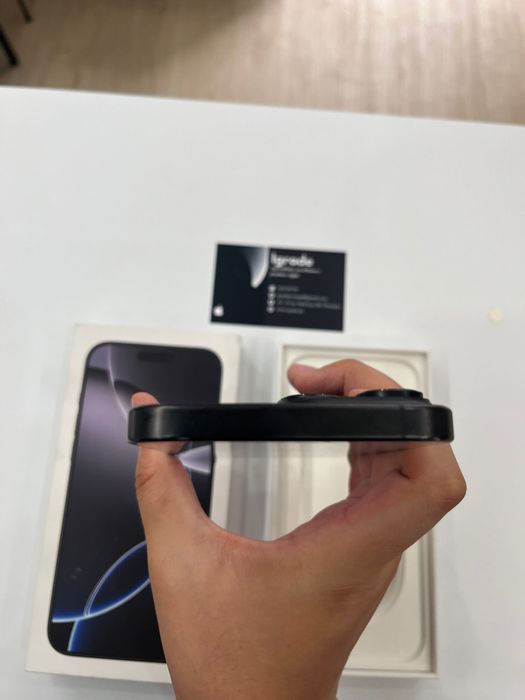 Iphone 16 Pro Max de 256GB IMPECAVEL