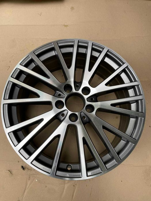 Mercedes A Klasa W177 Pojedyńcza Felga 18