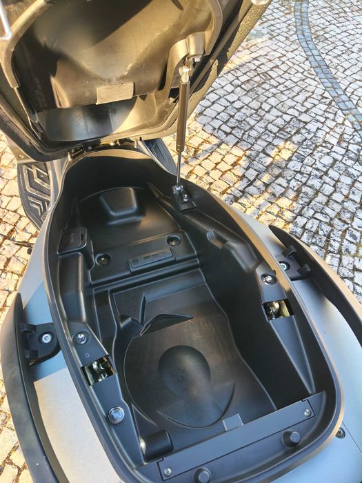 Kymco super dink 125