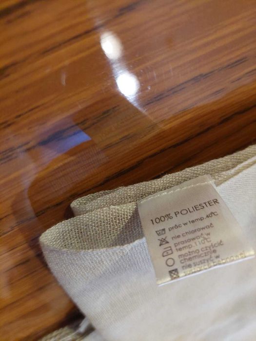 Szalik szary damski.