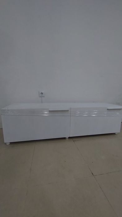 Aparador branco usado