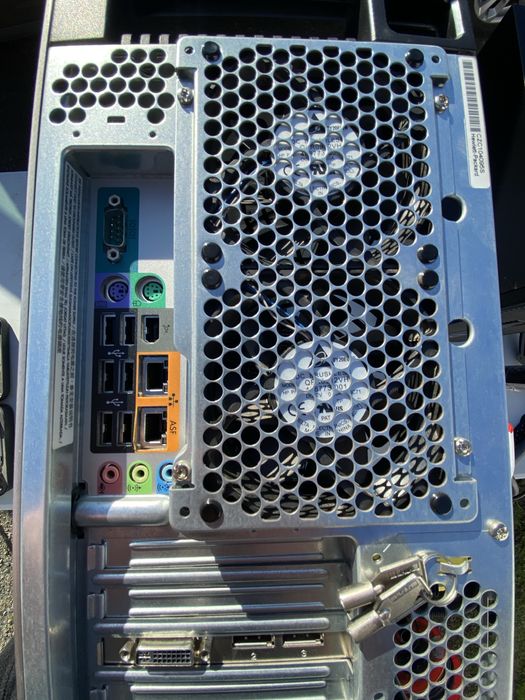 Komputer serwer HP z800 workstation