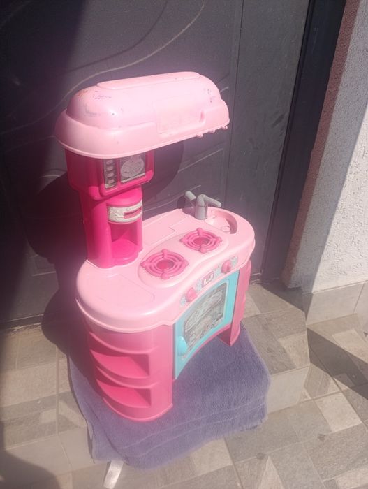 Продам кухню детскую