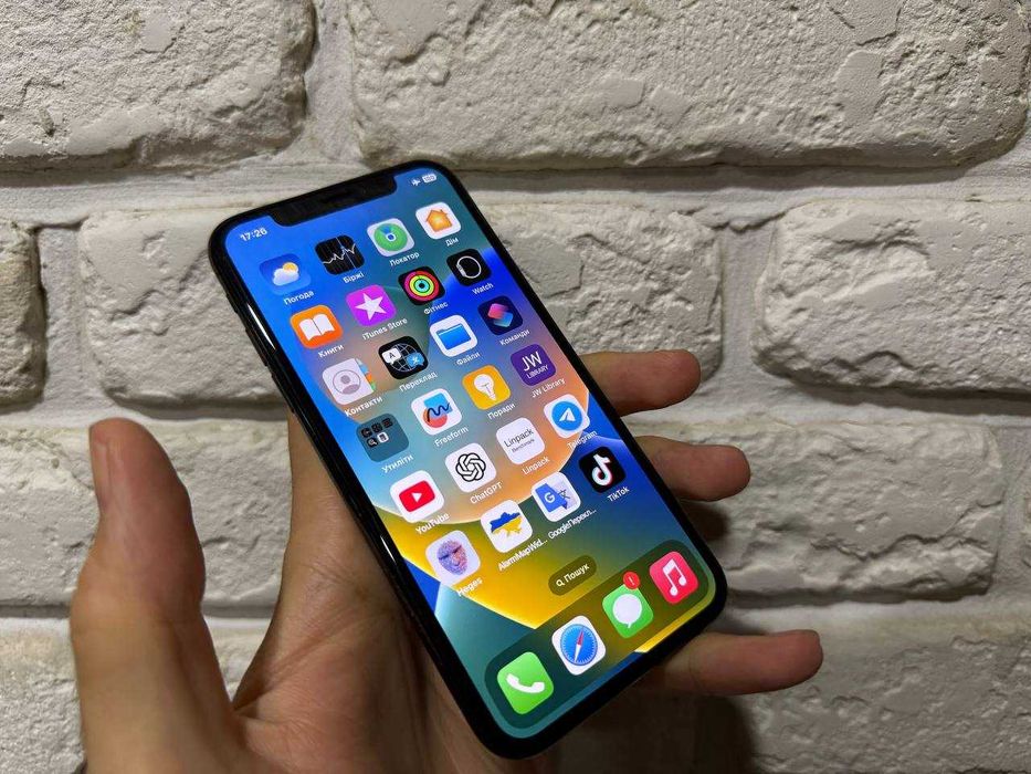 iphone x гарний в оригіналі айфон 10