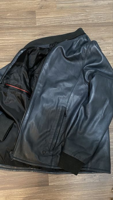 Кожаная куртка Strellson 50