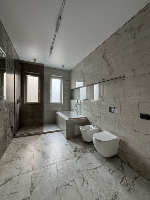 Продаж стильного 4кімнатного котеджу