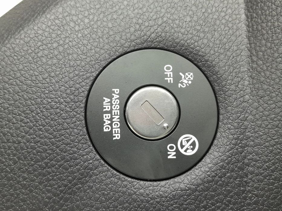 Botão / interruptor / sinal airbag off KIA Stonic (YB)