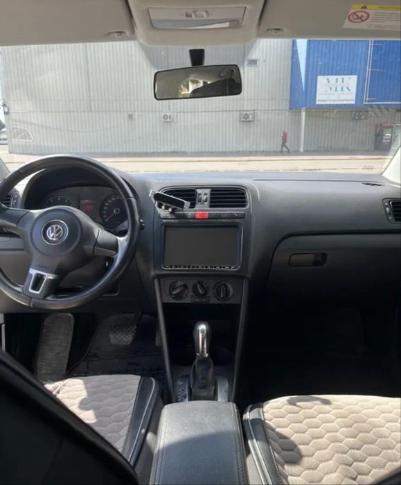 Volkswagen Polo 2012 VIN XW8ZZZ61ZDG034051 фото оголошення 8 з 10