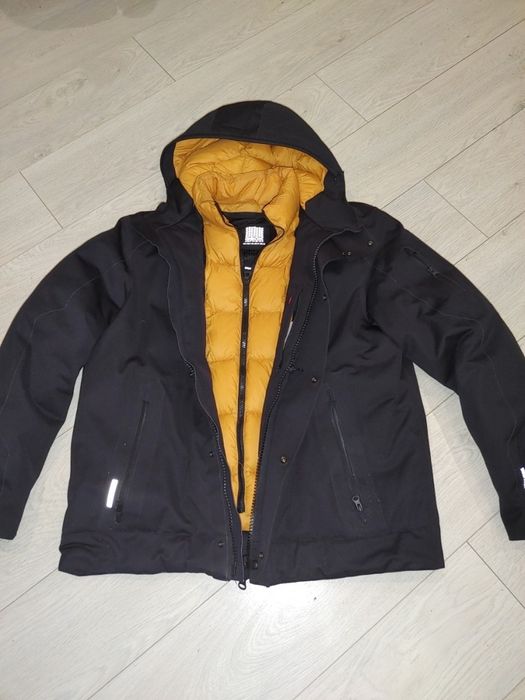 Бомбер пуховик Geox