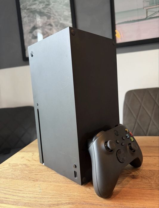 Xbox Series X 1 ТБ — Ідеальний стан, повний комплект